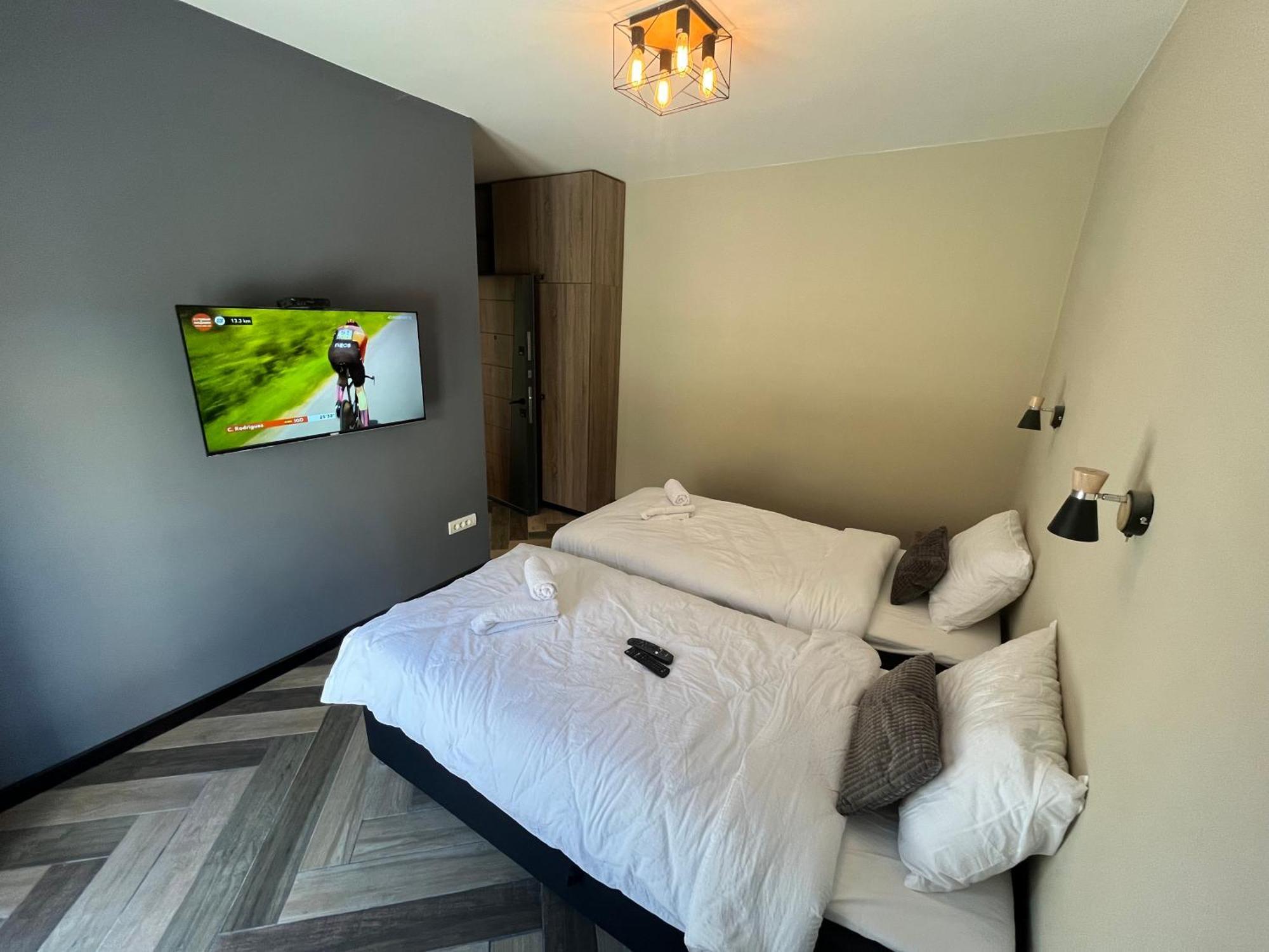 Hotel La Roue Vrsac Zewnętrze zdjęcie