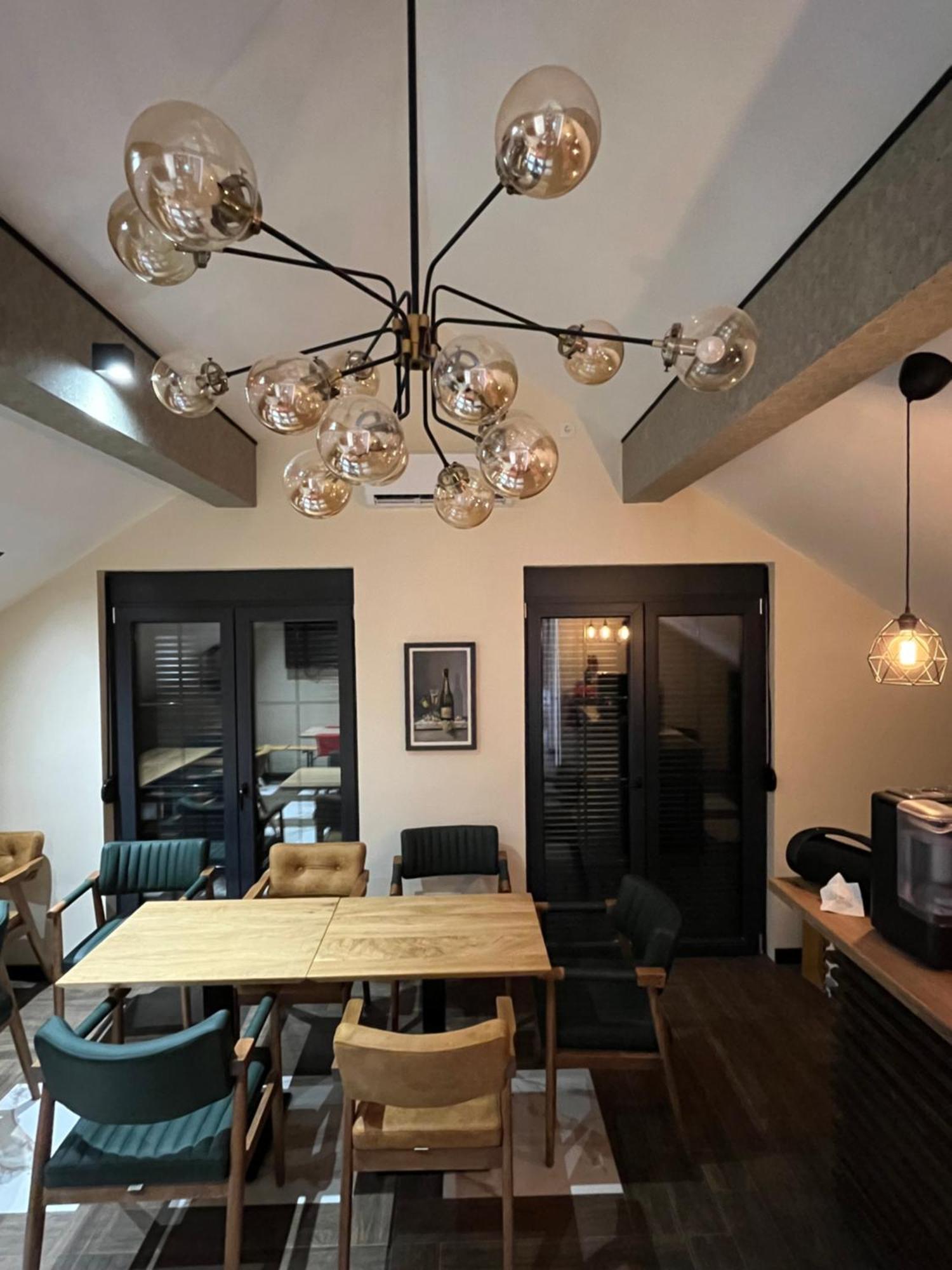 Hotel La Roue Vrsac Zewnętrze zdjęcie