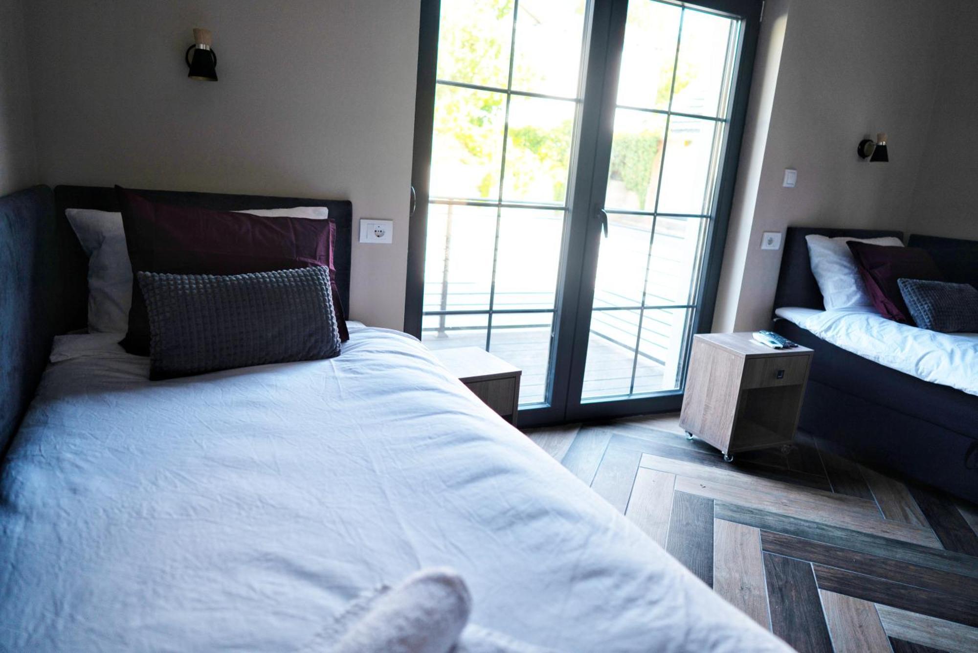 Hotel La Roue Vrsac Zewnętrze zdjęcie