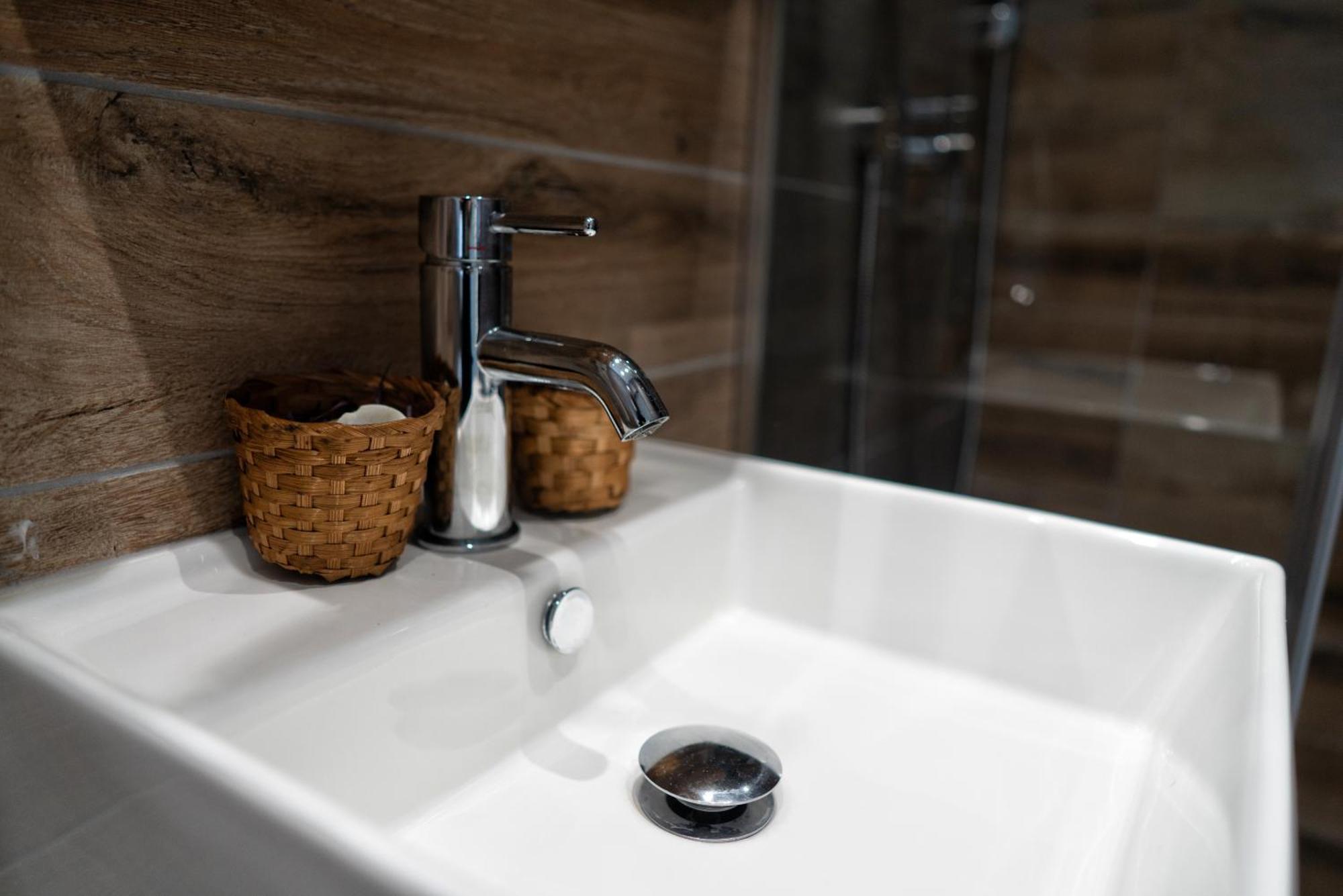 Hotel La Roue Vrsac Zewnętrze zdjęcie