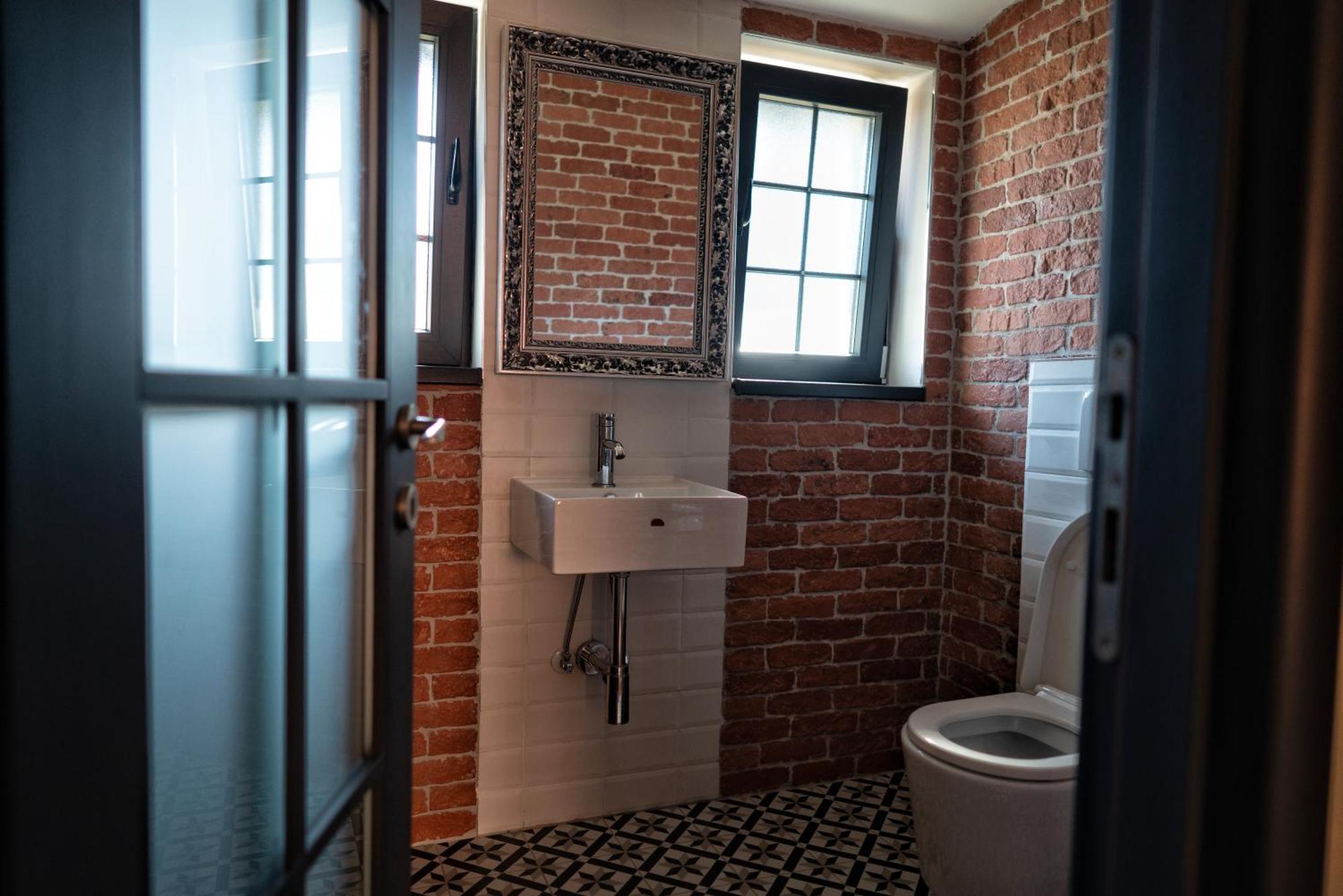 Hotel La Roue Vrsac Zewnętrze zdjęcie