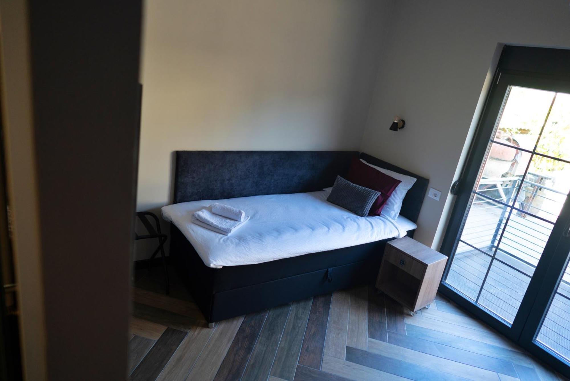 Hotel La Roue Vrsac Zewnętrze zdjęcie